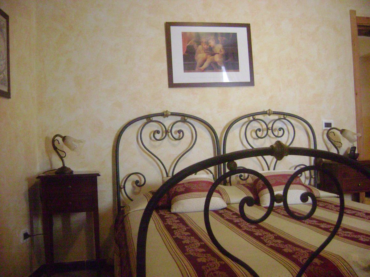 Bed & Breakfast La Finestrella Di Montalto